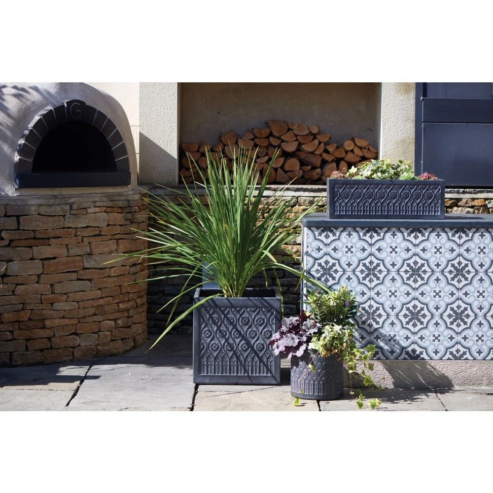 Woodlodge 38cm Cream Bee Planter - Image 3